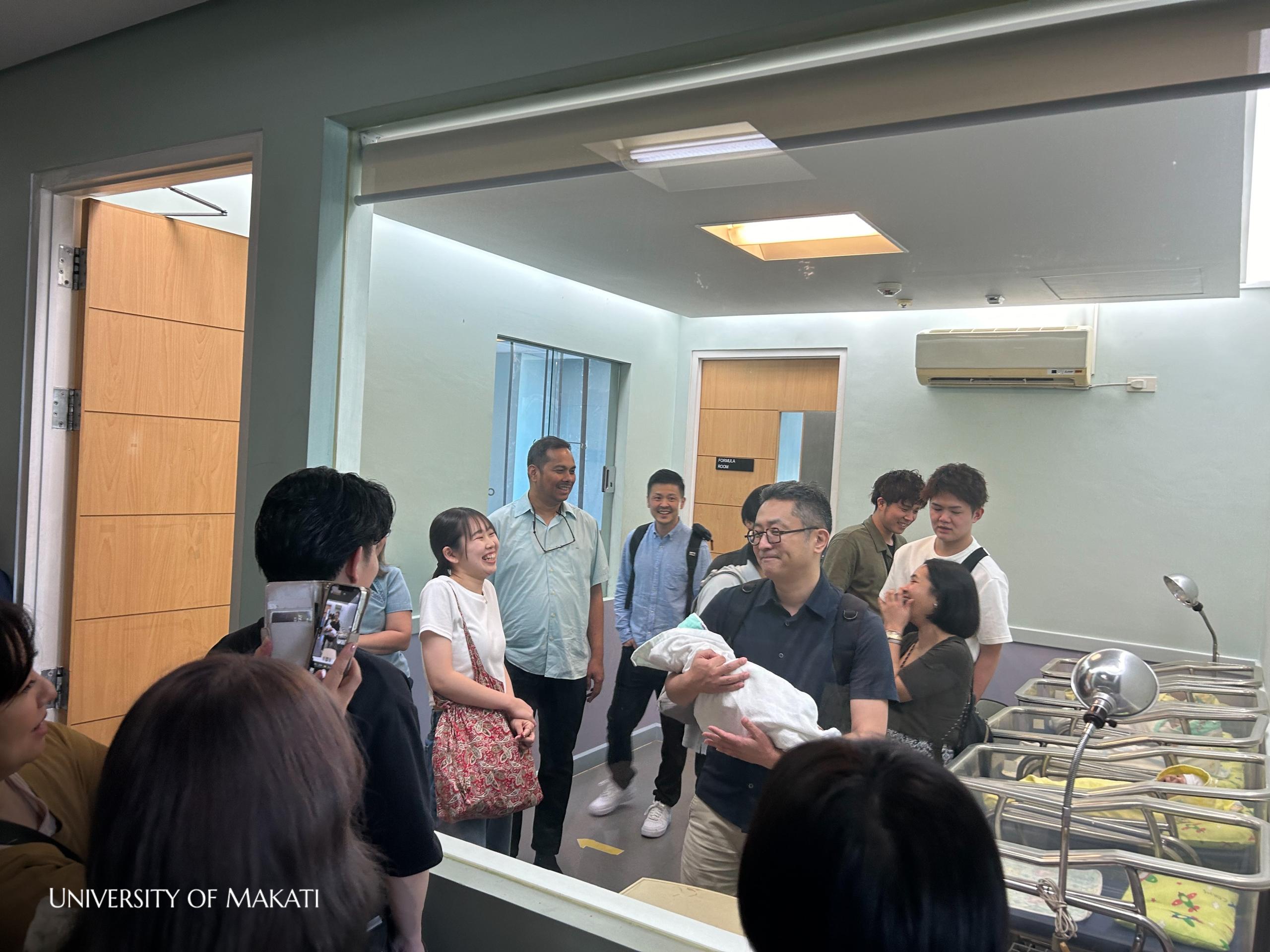 Photos: Japanese Medical Professionals and Students Visit UMak